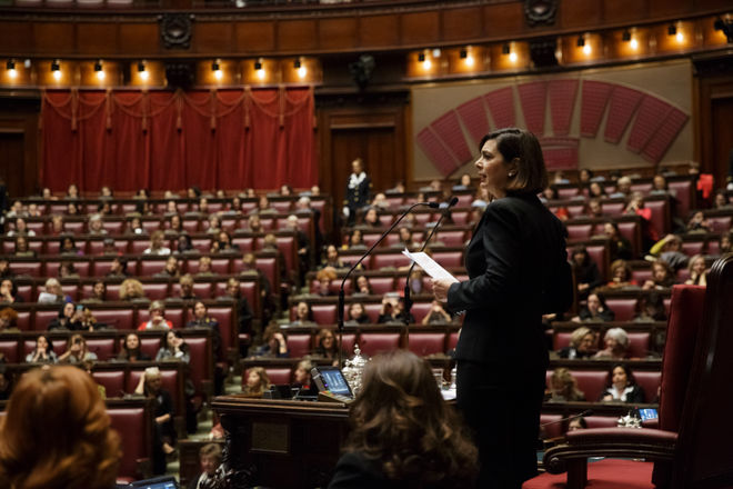 INCONTRO #InQuantoDonna – In Aula solo donne, in 1300 da tutta Italia: iniziativa della Presidente Boldrini