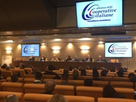 Assemblea Alleanza delle Cooperative: «No violenza di genere, taglio del cuneo e via ai cantieri»