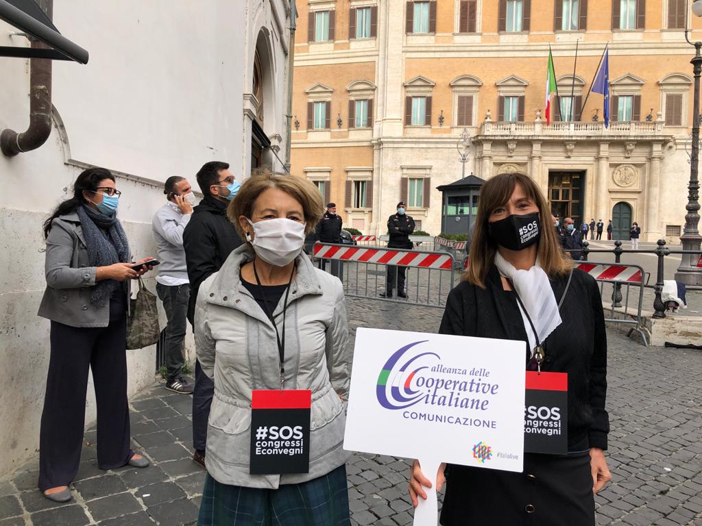 L’Industria dei Congressi ed Eventi è in piazza a Roma e chiede aiuto al Governo