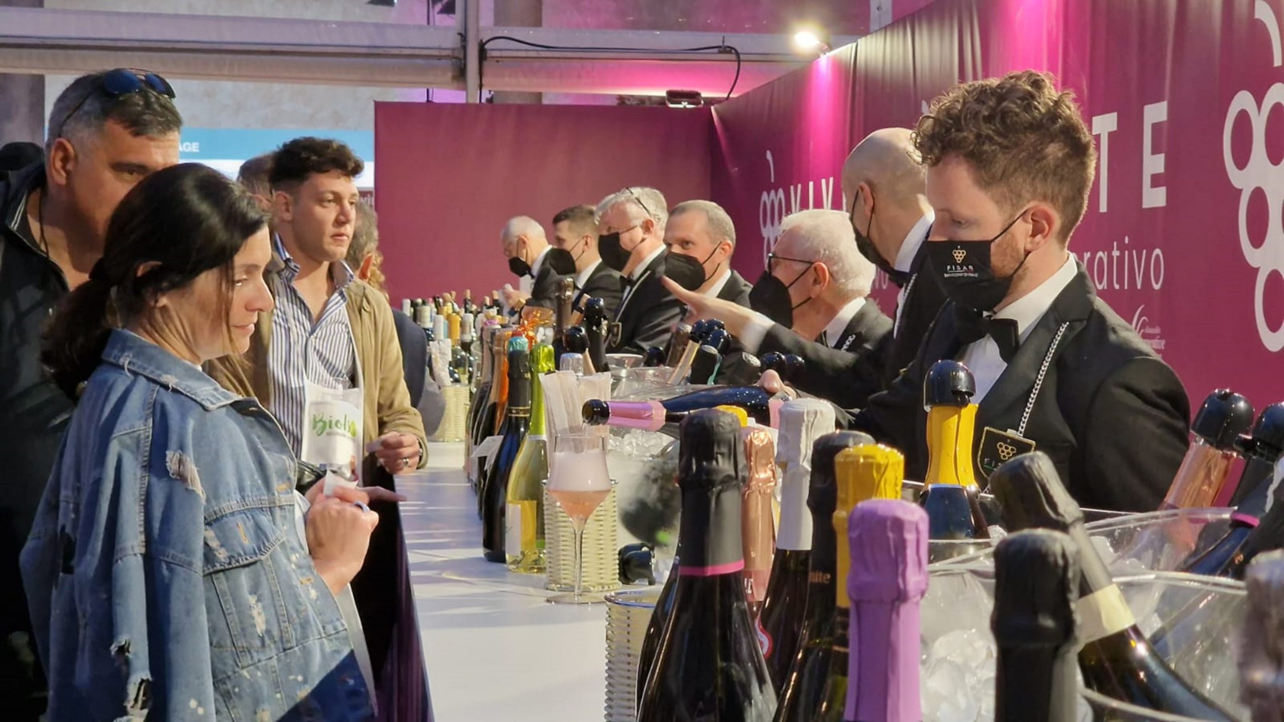 Vinitaly and city, a piazza dei signori va di scena ViVite, la prima enoteca di etichette cooperative