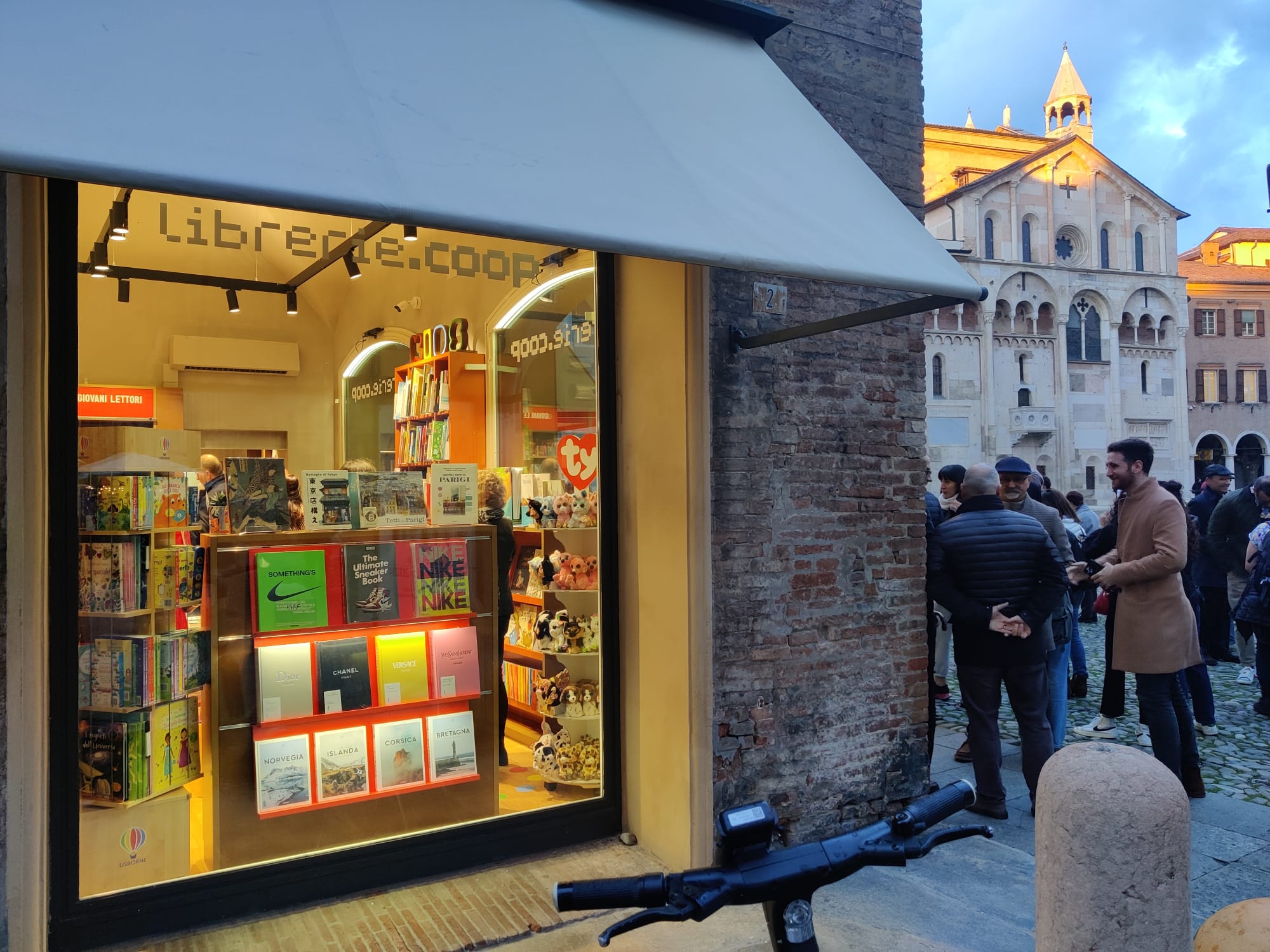 Librerie.coop inaugura in centro a Modena