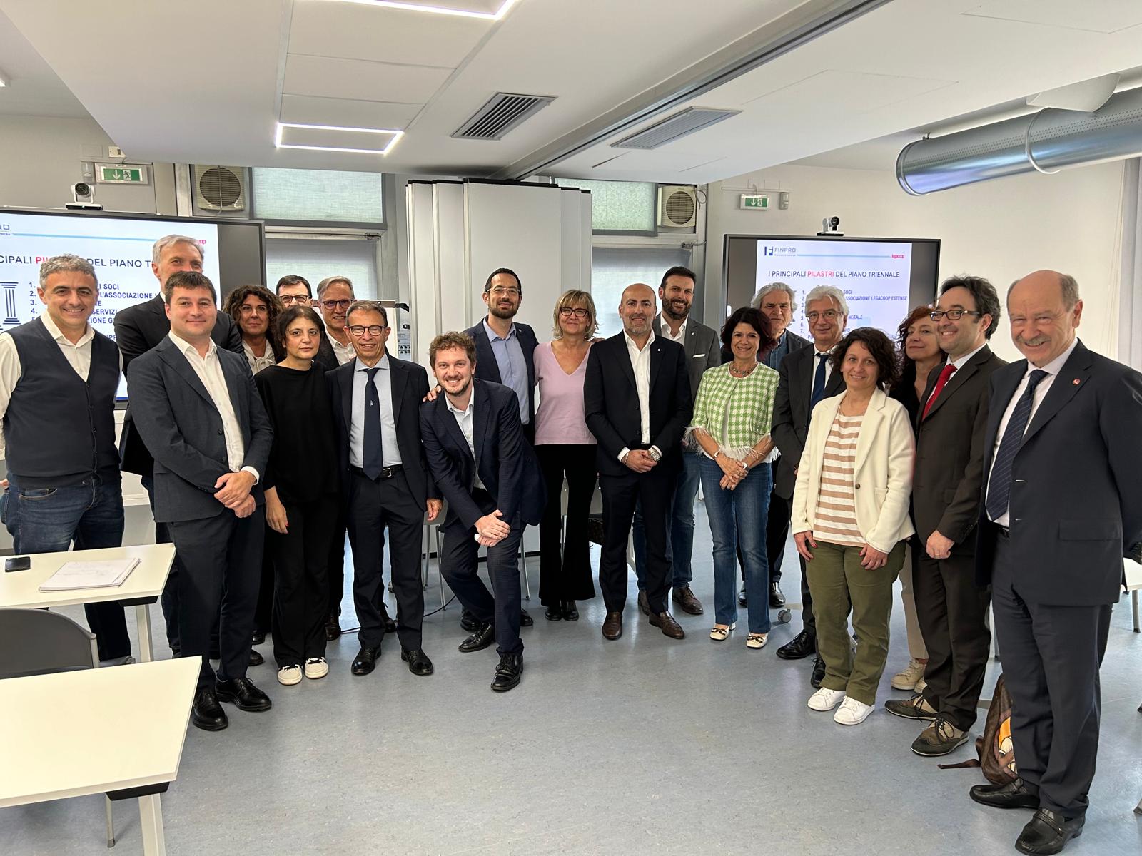 Assemblea soci FINPRO: risultato in crescita e premio ai dipendenti
